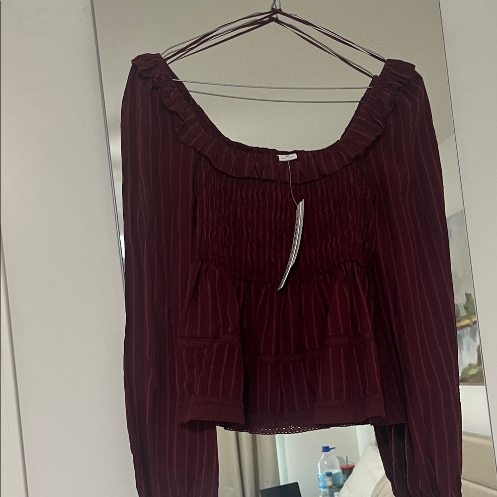 Tinseltown Burgundy Ruffled Blouse